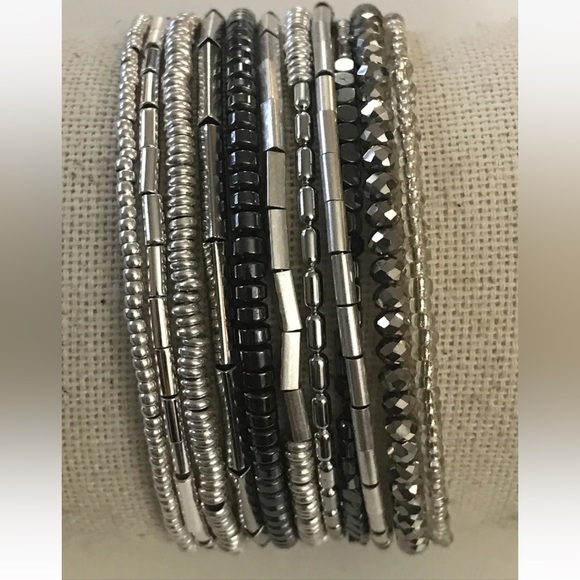 Stella & Dot Celine Wrap Bracelet Silver Beaded - Picture 7 of 9